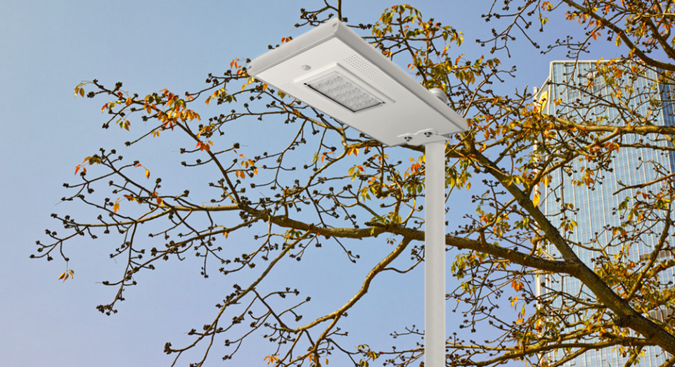 18W Solar Powered LED Walkway Light for Pathways
